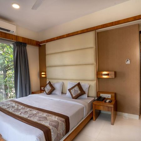Home2 Suites And Service Apartments, Mumbai Airport Ngoại thất bức ảnh
