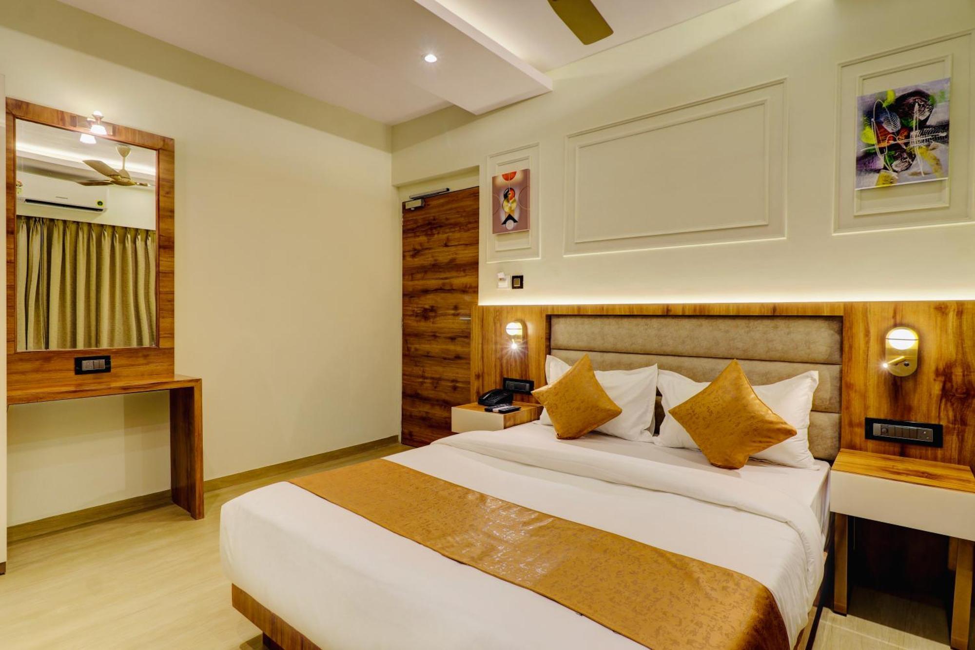 Home2 Suites And Service Apartments, Mumbai Airport Ngoại thất bức ảnh
