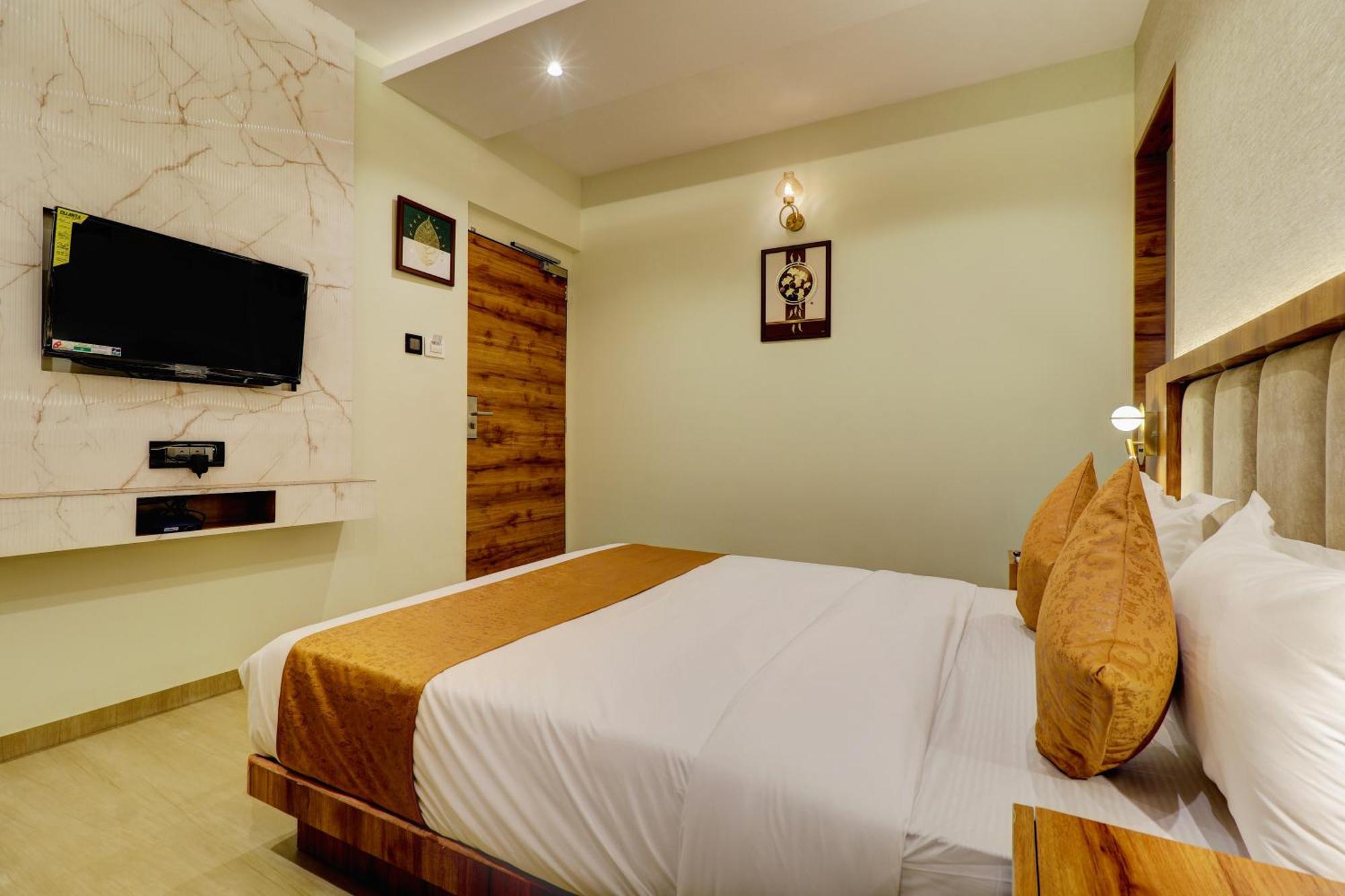 Home2 Suites And Service Apartments, Mumbai Airport Ngoại thất bức ảnh