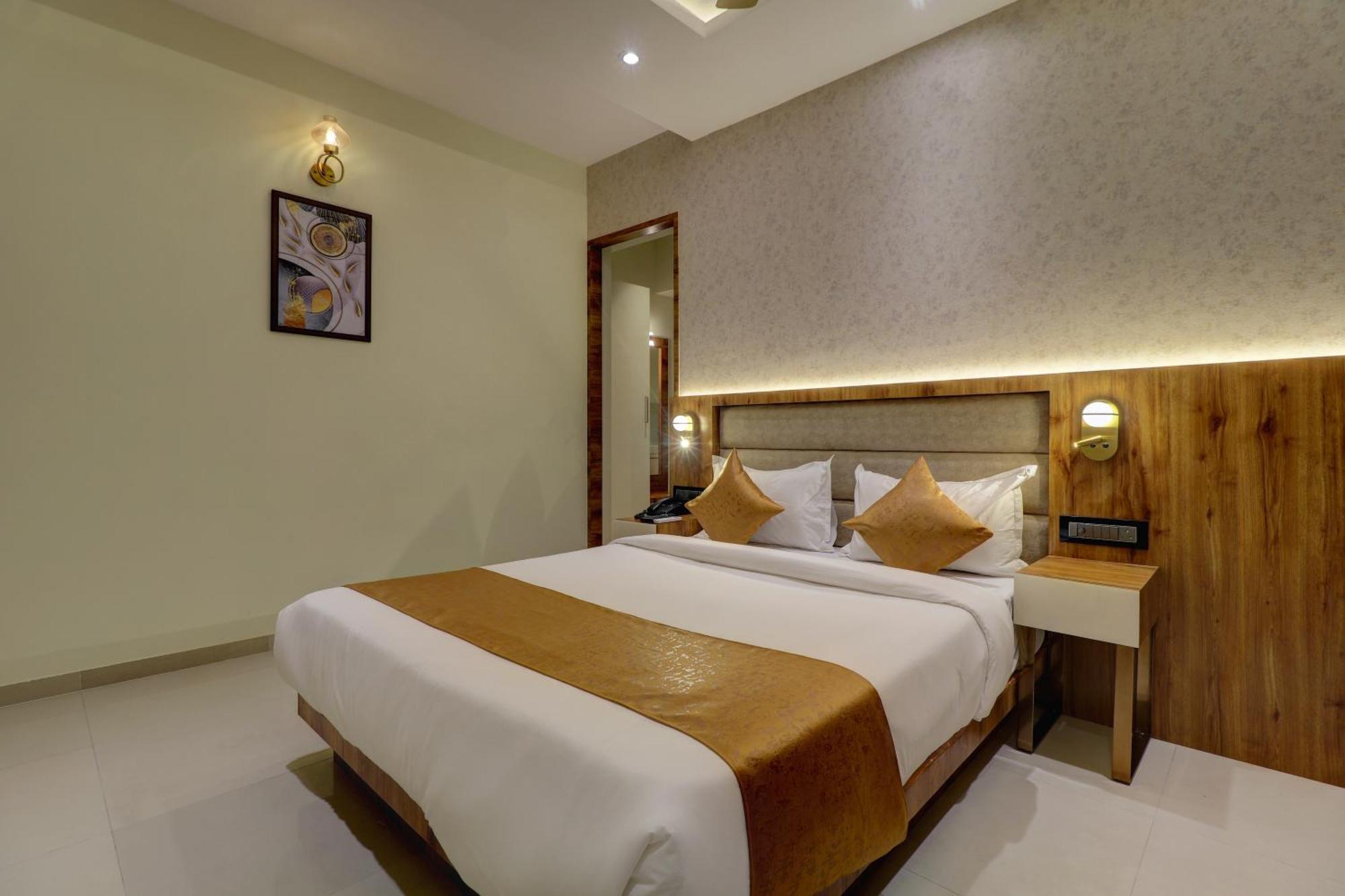 Home2 Suites And Service Apartments, Mumbai Airport Ngoại thất bức ảnh