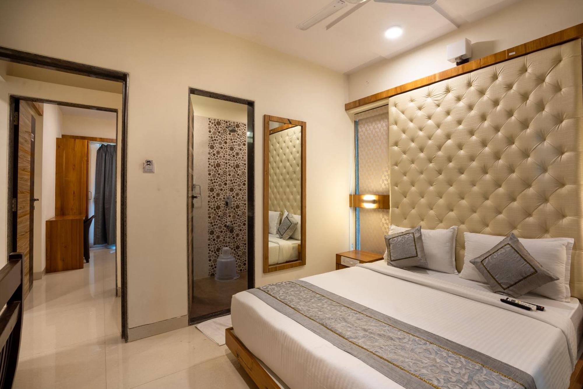 Home2 Suites And Service Apartments, Mumbai Airport Phòng bức ảnh